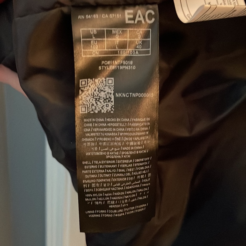 Guess Puffer Jacket - image 5